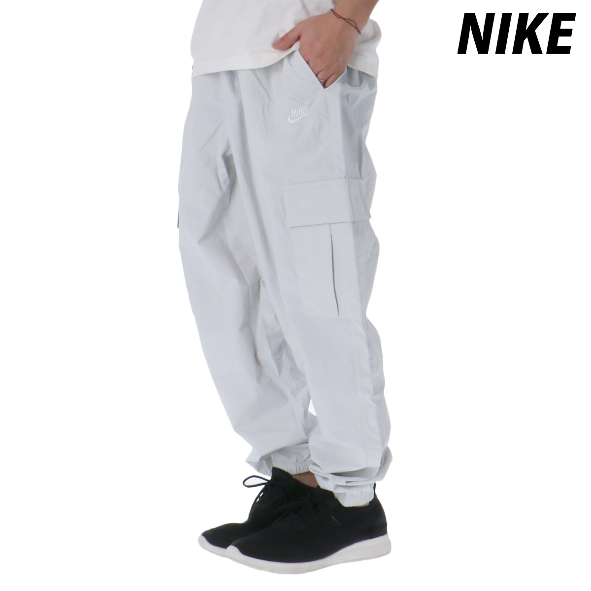 ブランド: ナイキ分 類: メンズ ロングパンツ商 品 名: AS M CLUB WVN CARGO PANT素材: 本体:ナイロン 100%生 産 国: ベトナム生 地 感: シャカシャカ素材のウイ